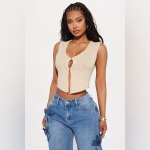 NWT Fashion Nova Atheina Sleeveless Sweater Vest Top Taupe size large